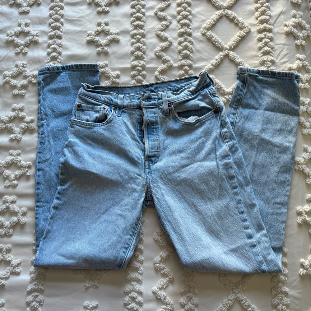 Levi’s Women’s Original 501 jeans size W27 100% Cotton